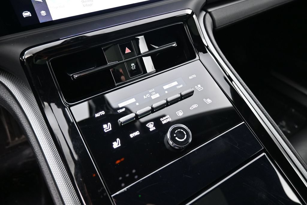 Certified 2025 Porsche Panamera RWD image 22