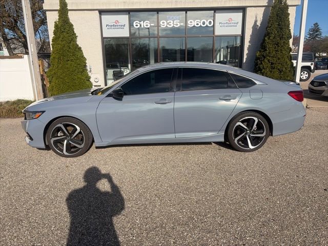 Used 2022 Honda Accord Sport image 6