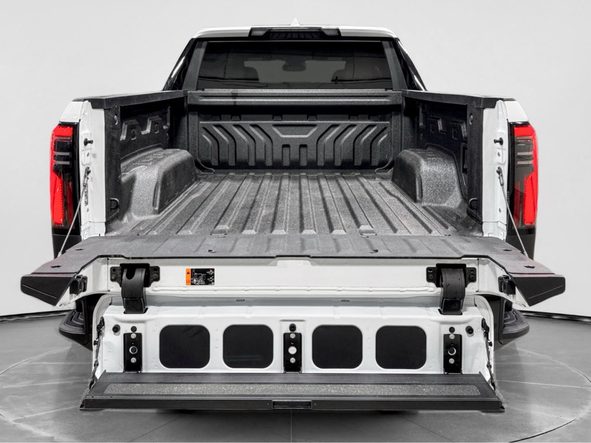 Used 2026 GMC Sierra EV Elevation AWD/4WD image 27