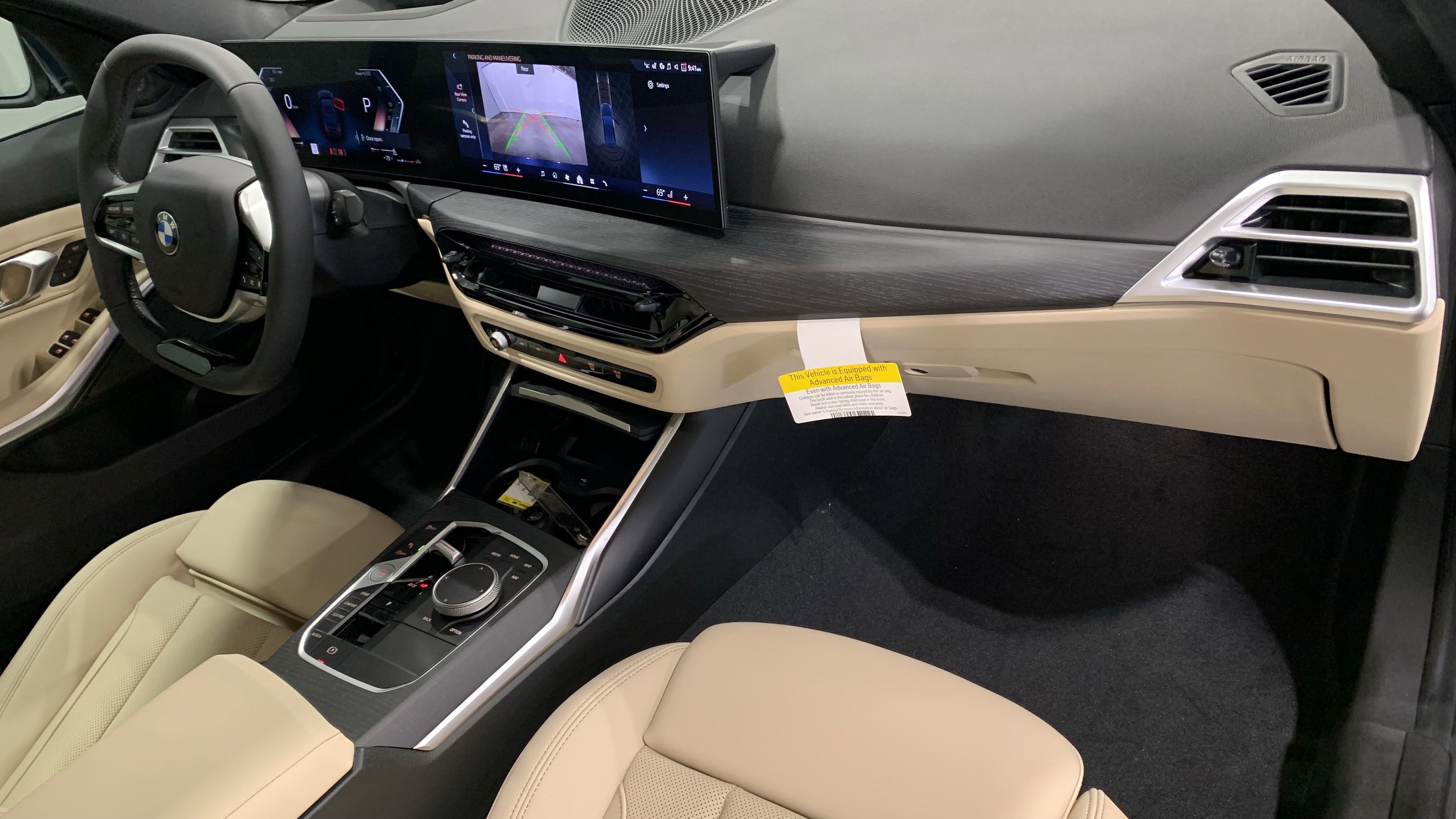 Used 2026 BMW 330i Sedan w/ Premium Package image 25