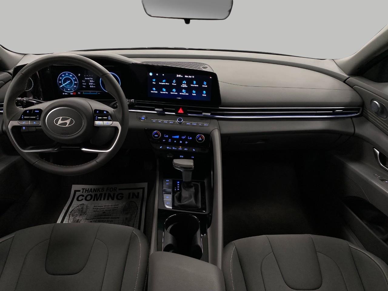 Certified 2025 Hyundai Elantra SEL image 20