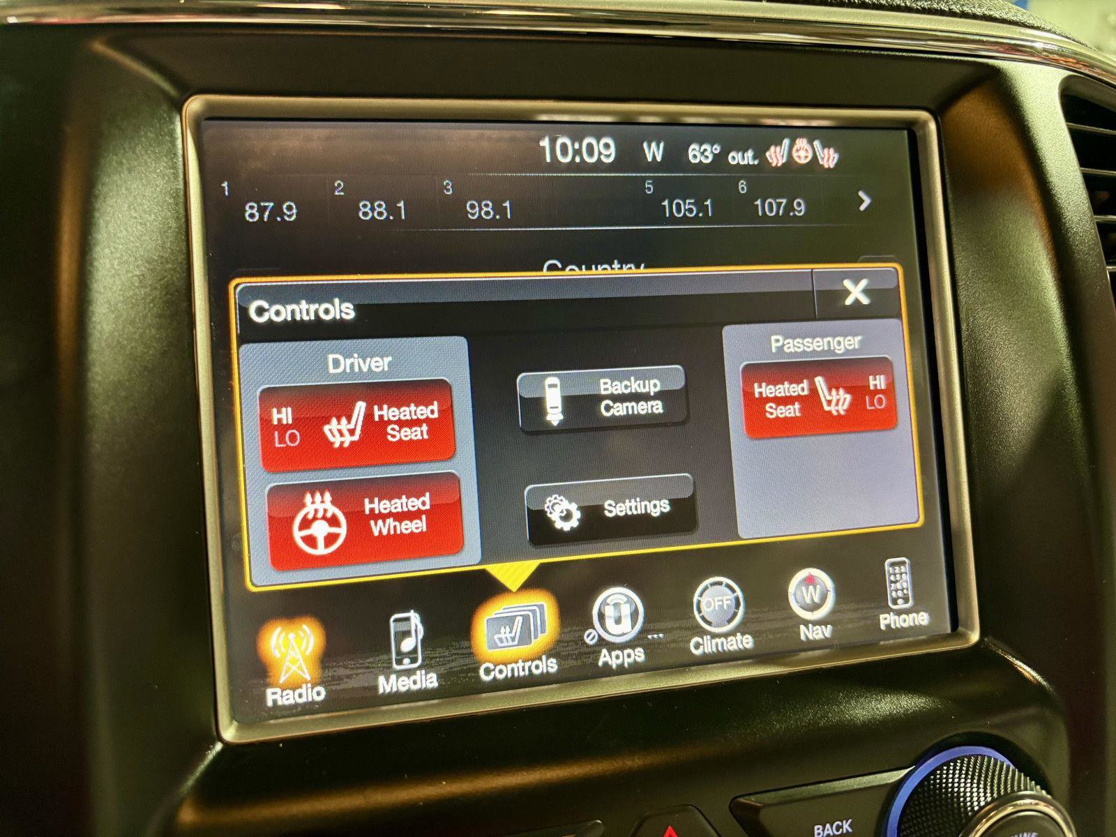 Used 2017 Jeep Grand Cherokee Limited image 5