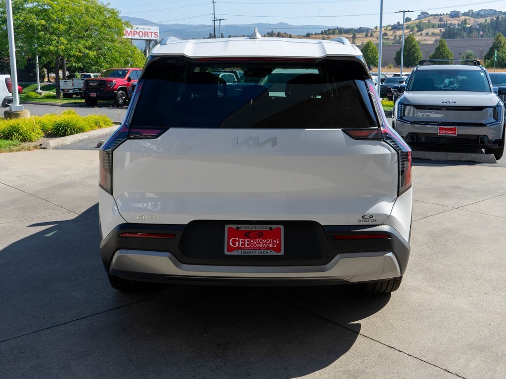 New 2026 Kia EV9 Wind image 6