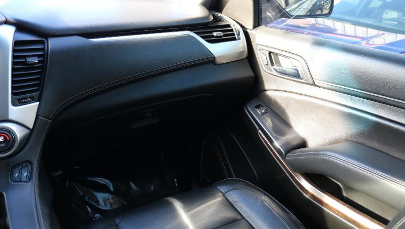 Used 2019 Chevrolet Suburban LT image 23