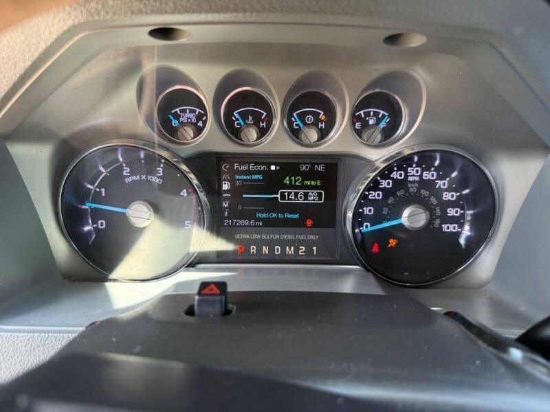 Used 2016 Ford F250 XLT w/ XLT Value Package AWD/4WD image 16