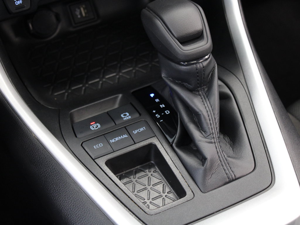Used 2023 Toyota RAV4 XLE w/ Convenience Package FWD image 24