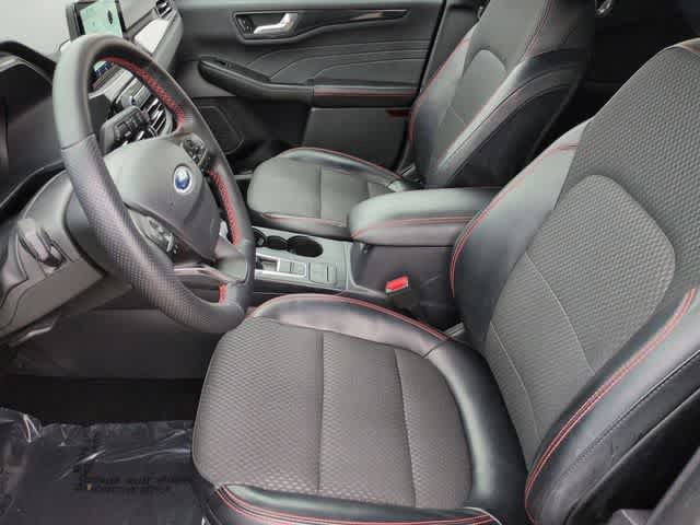 Used 2023 Ford Escape ST-Line AWD/4WD image 16