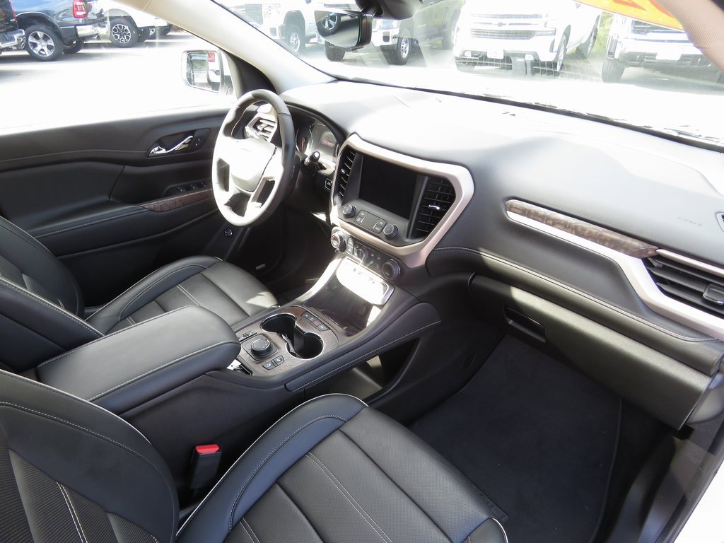 Used 2023 GMC Acadia Denali w/ Denali Ultimate Package image 15