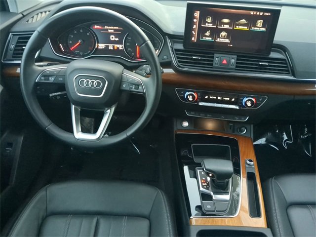 Used 2023 Audi Q5 2.0T Premium w/ Convenience Package image 14