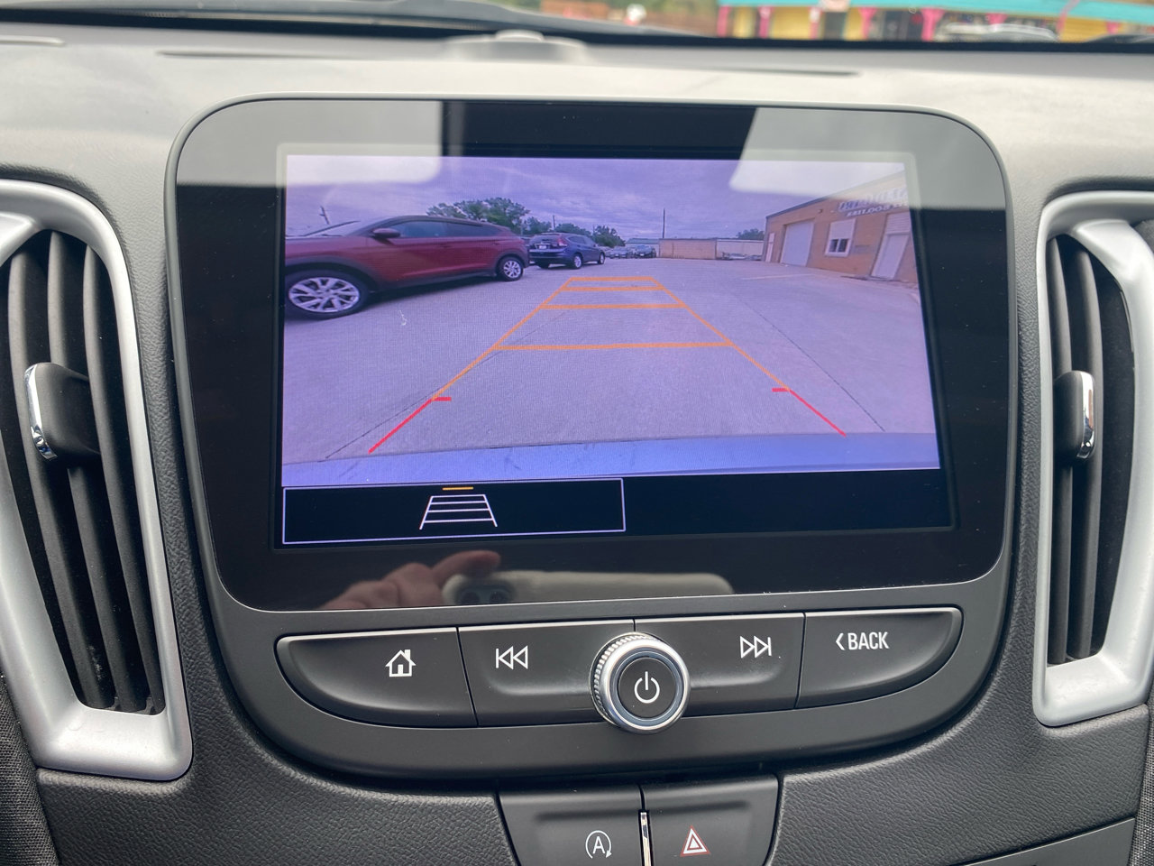 Used 2023 Chevrolet Malibu LT image 21