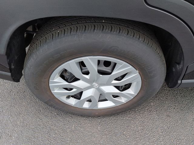 Used 2024 Toyota Corolla Cross L image 9