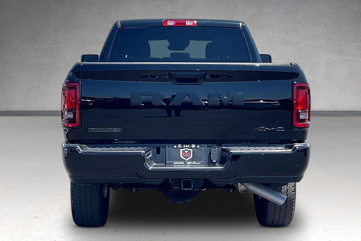 Used 2025 RAM 2500 Big Horn AWD/4WD image 4