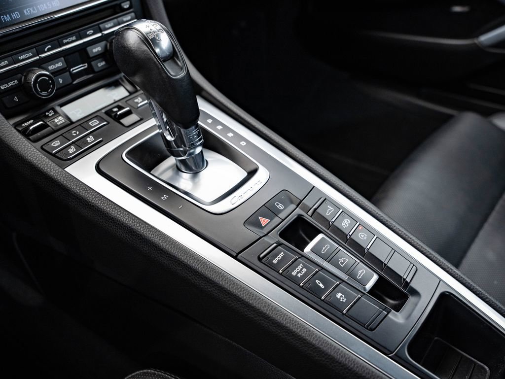 Used 2013 Porsche 911 Carrera 4S image 39