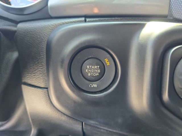 Used 2020 Jeep Wrangler Unlimited Sahara AWD/4WD image 28