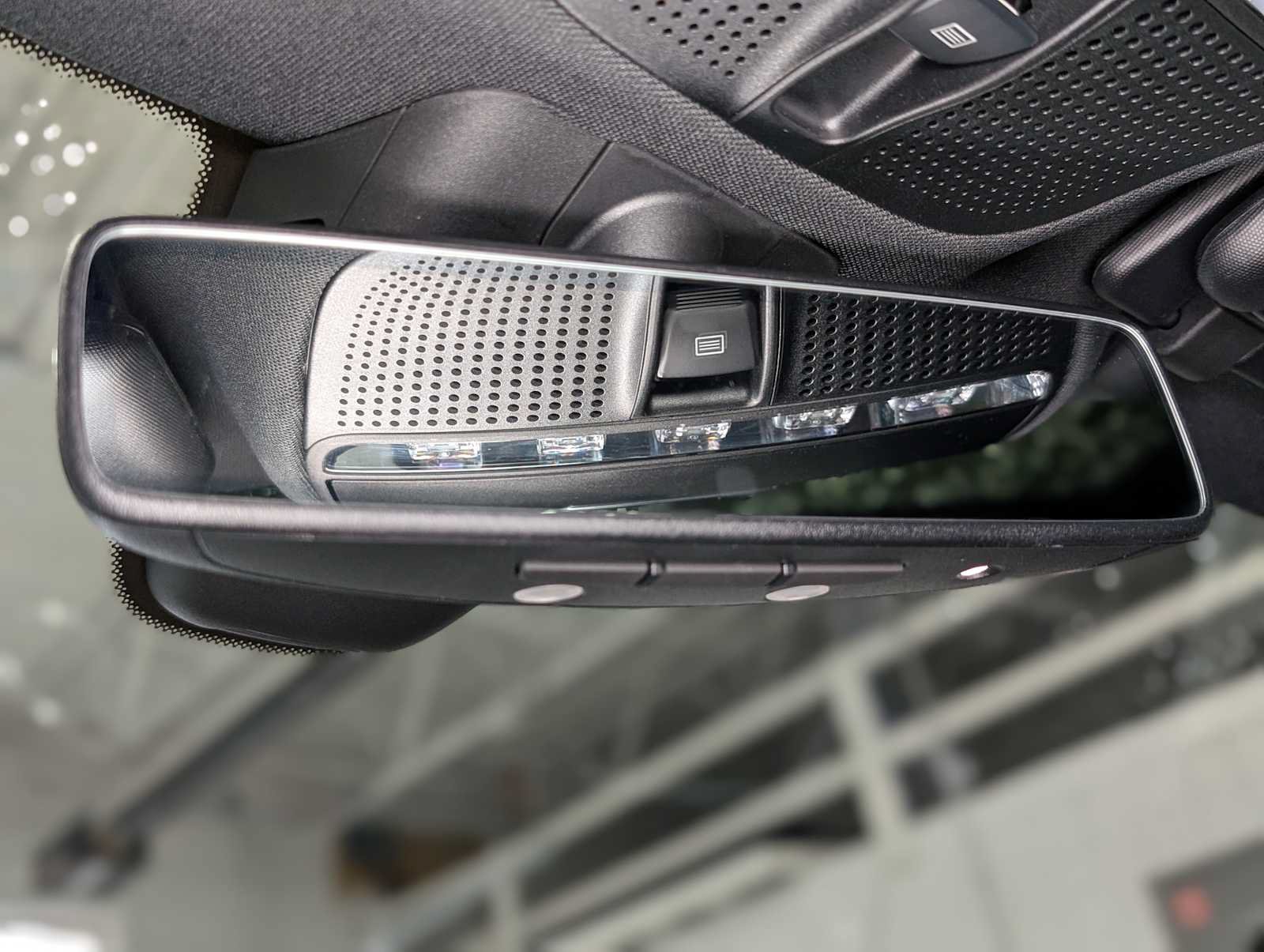 Certified 2019 Mercedes-Benz E 300 4MATIC image 32