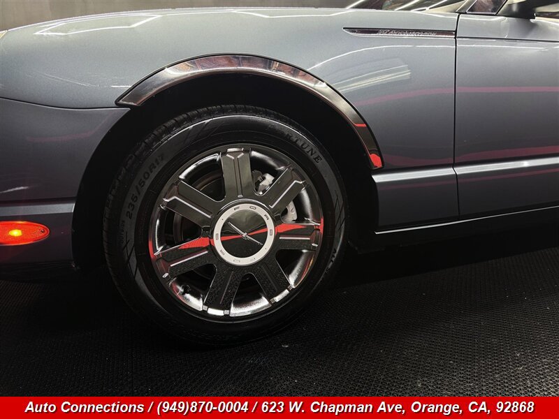 Used 2005 Ford Thunderbird RWD image 27