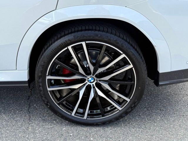 New 2026 BMW X6 xDrive40i image 14