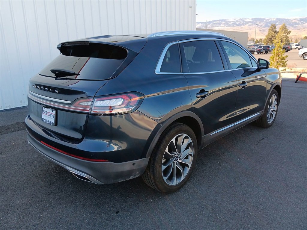 Used 2023 Lincoln Nautilus Reserve w/ Equipment Group 201A image 3