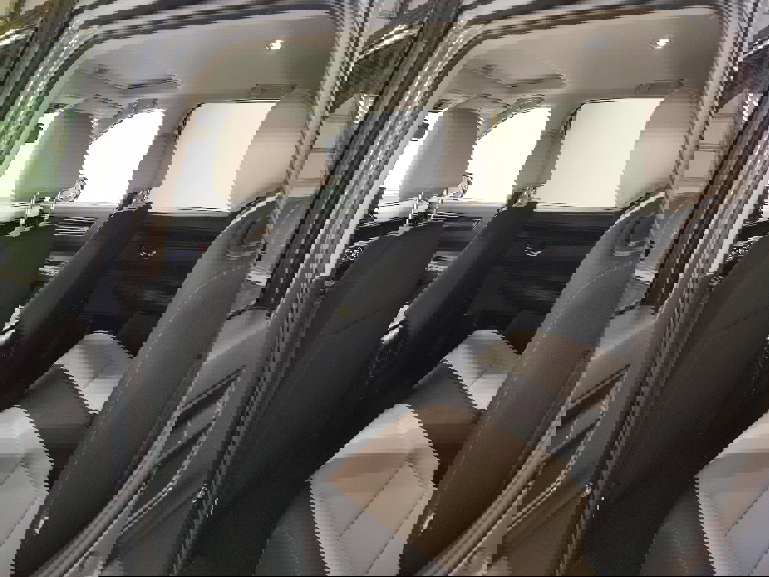 Used 2024 Honda CR-V EX image 11