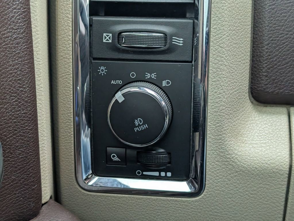 Used 2018 RAM 3500 Laramie image 12