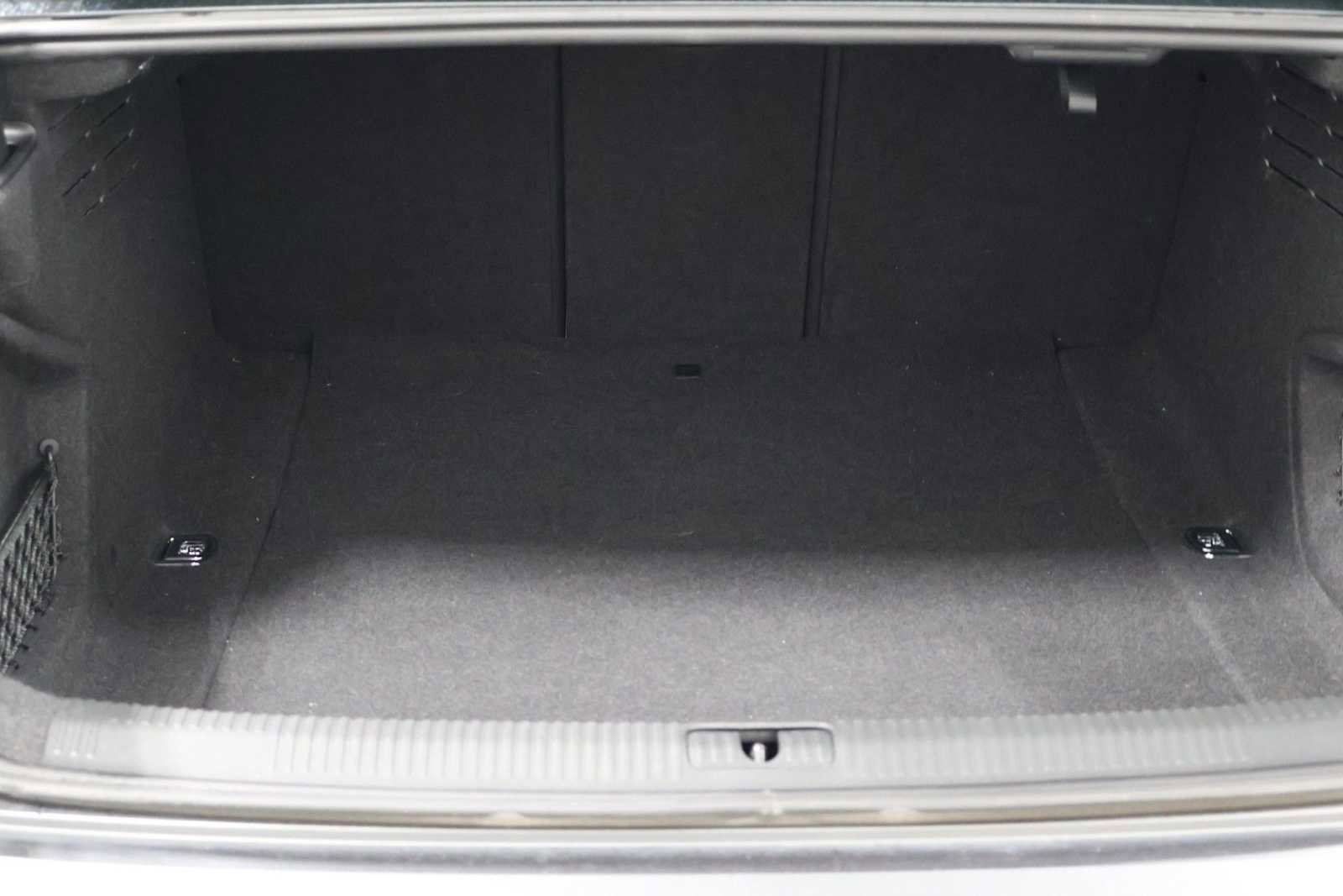 Used 2023 Audi S4 Premium Plus w/ Premium Plus Package AWD/4WD image 37