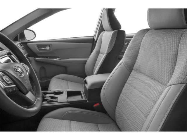 Used 2015 Toyota Camry SE FWD image 9