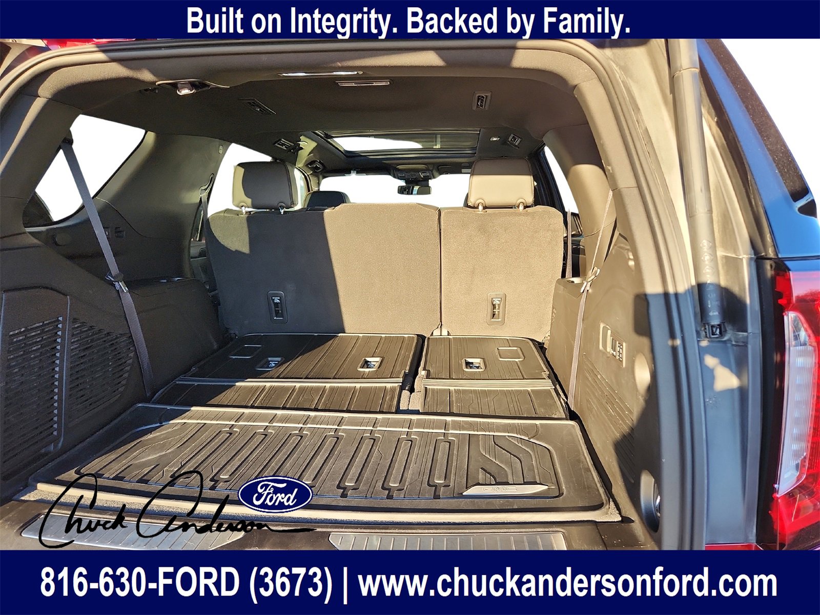 Used 2024 GMC Yukon AT4 w/ AT4 Premium Package image 30