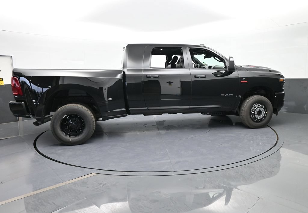 New 2026 RAM 3500 Laramie w/ Night Edition AWD/4WD image 7