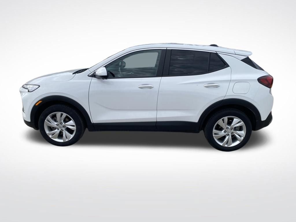 Used 2024 Buick Encore GX Preferred w/ Comfort Package image 3