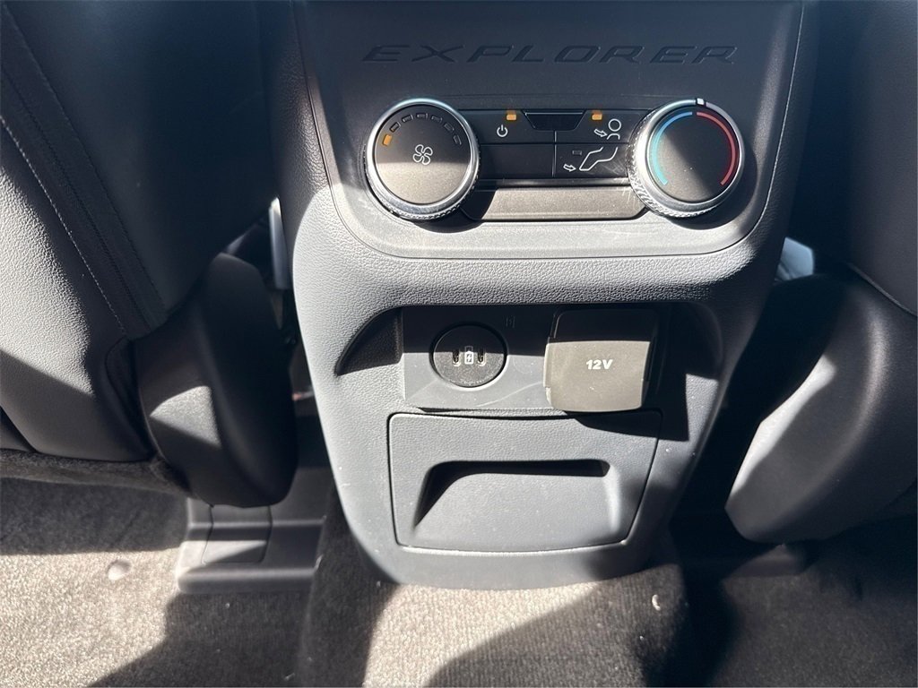 New 2025 Ford Explorer ST-Line image 21