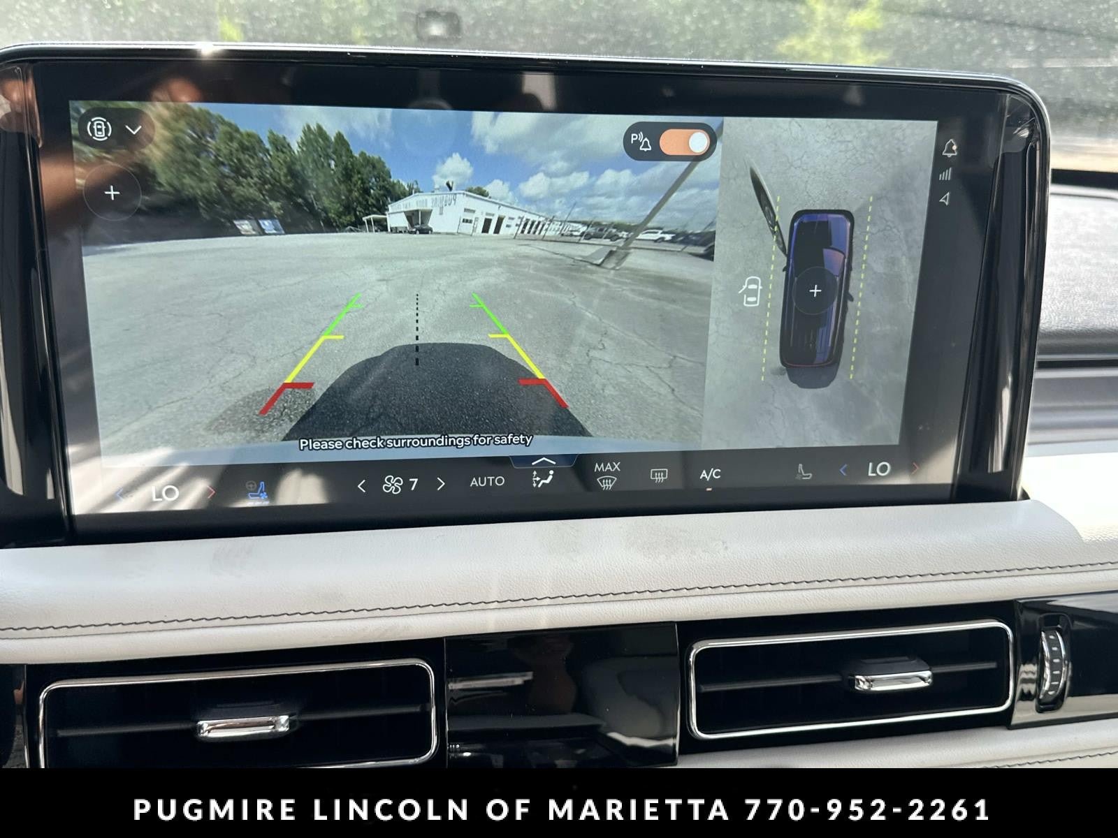 New 2026 Lincoln Aviator 2WD w/ Jet Appearance Package image 29
