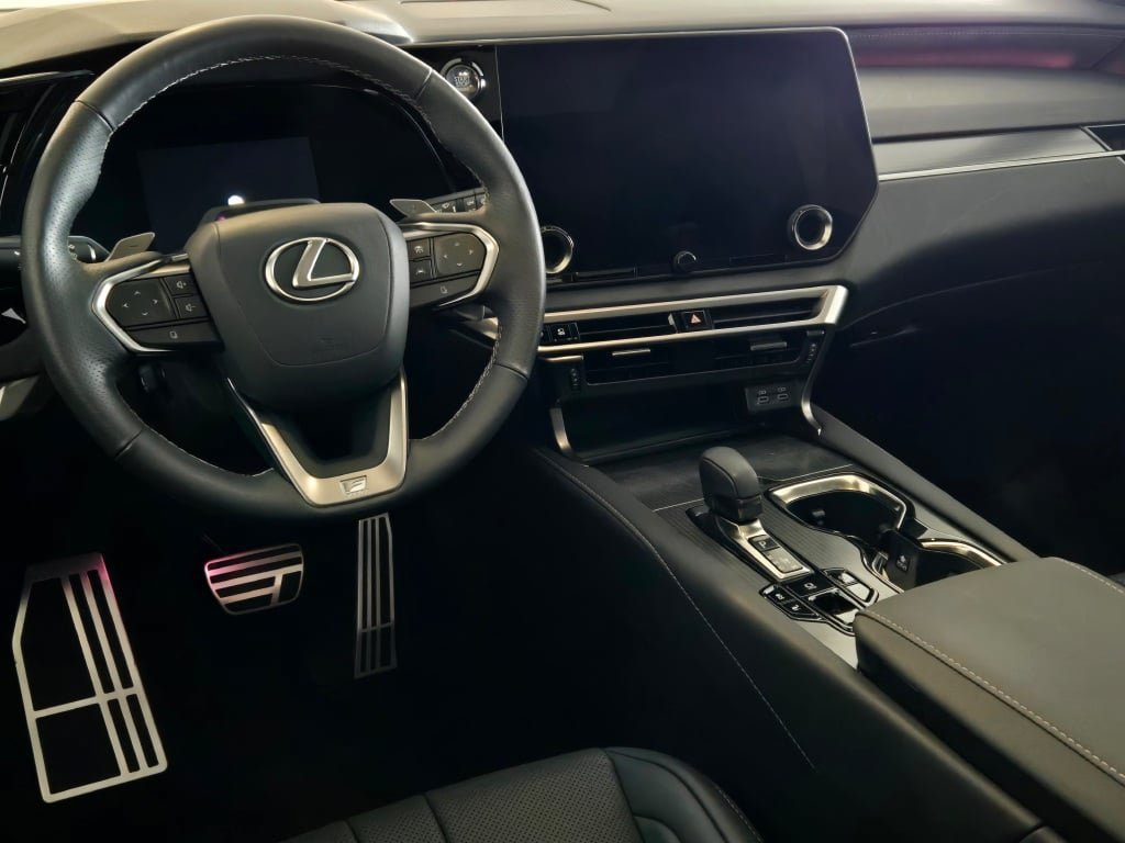 Used 2023 Lexus RX 350 F Sport w/ Cold Area Package AWD/4WD image 19