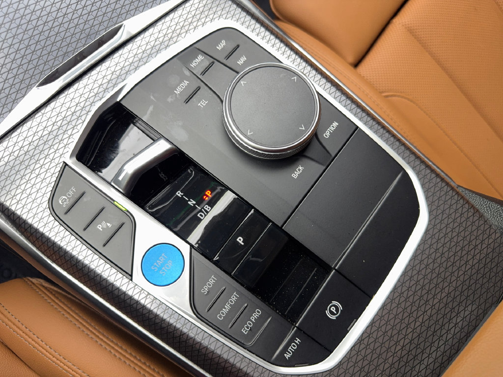 Used 2025 BMW i4 eDrive40 w/ Premium Package RWD image 72