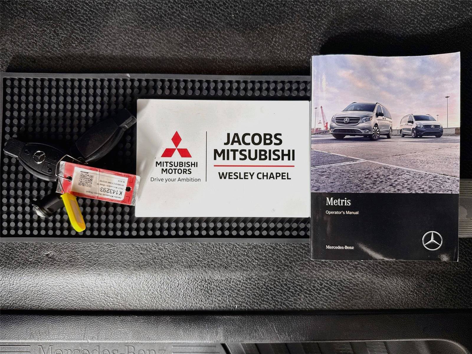 Used 2022 Mercedes-Benz Metris Passenger image 31