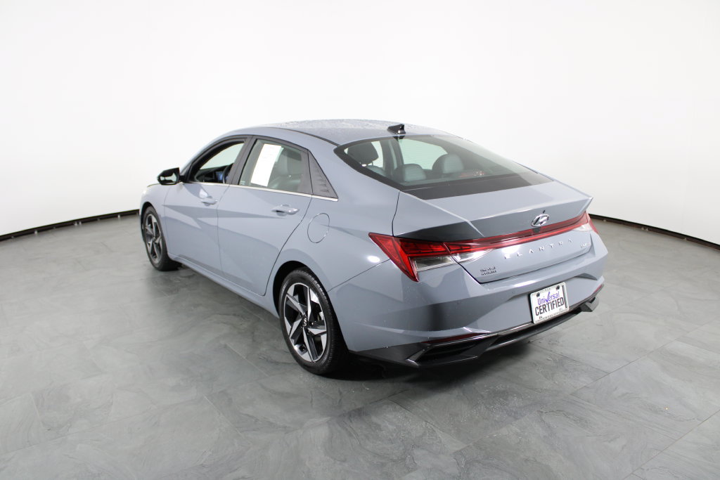Used 2023 Hyundai Elantra Limited FWD image 16