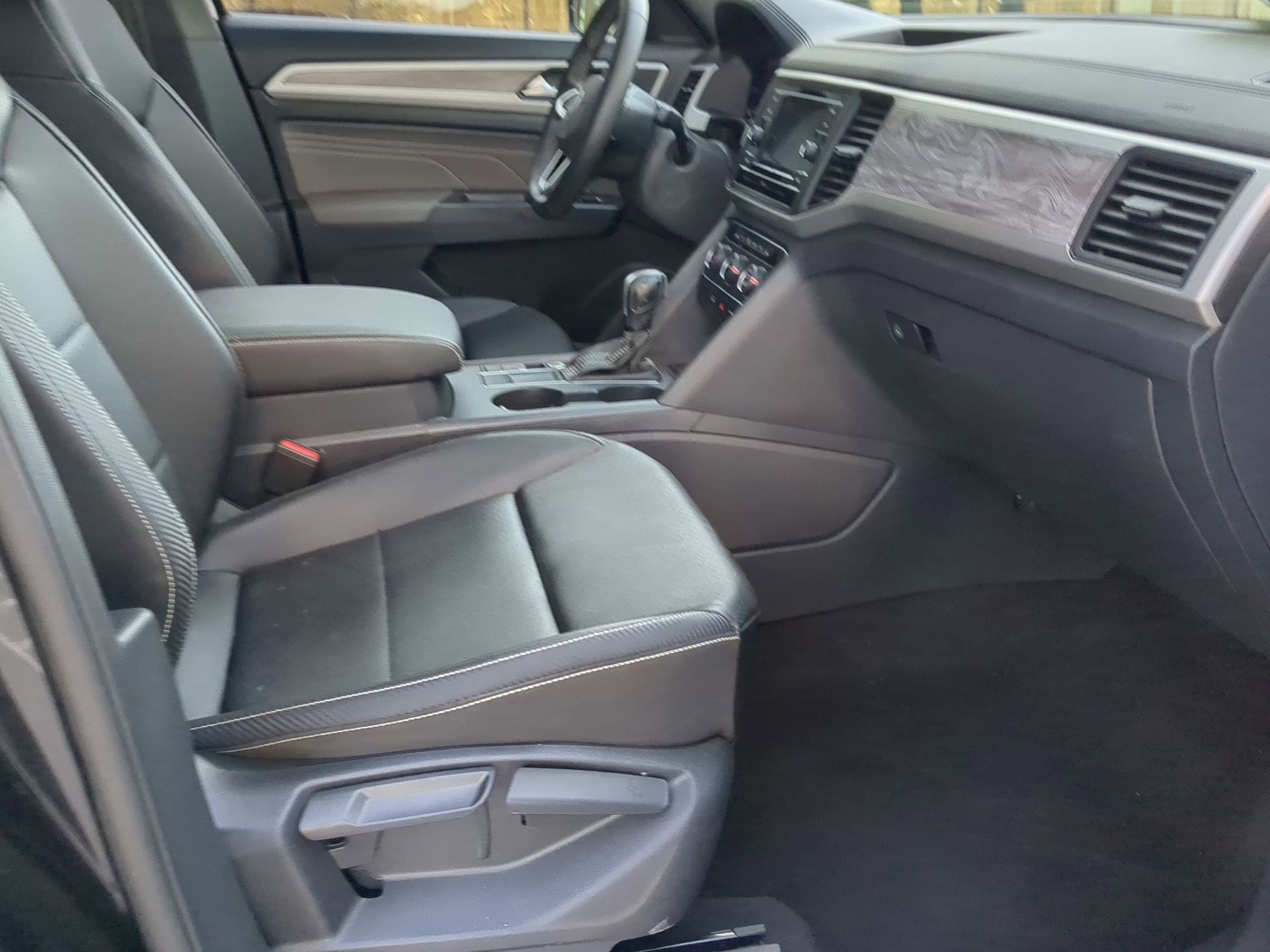 Used 2023 Volkswagen Atlas Cross Sport SE image 22