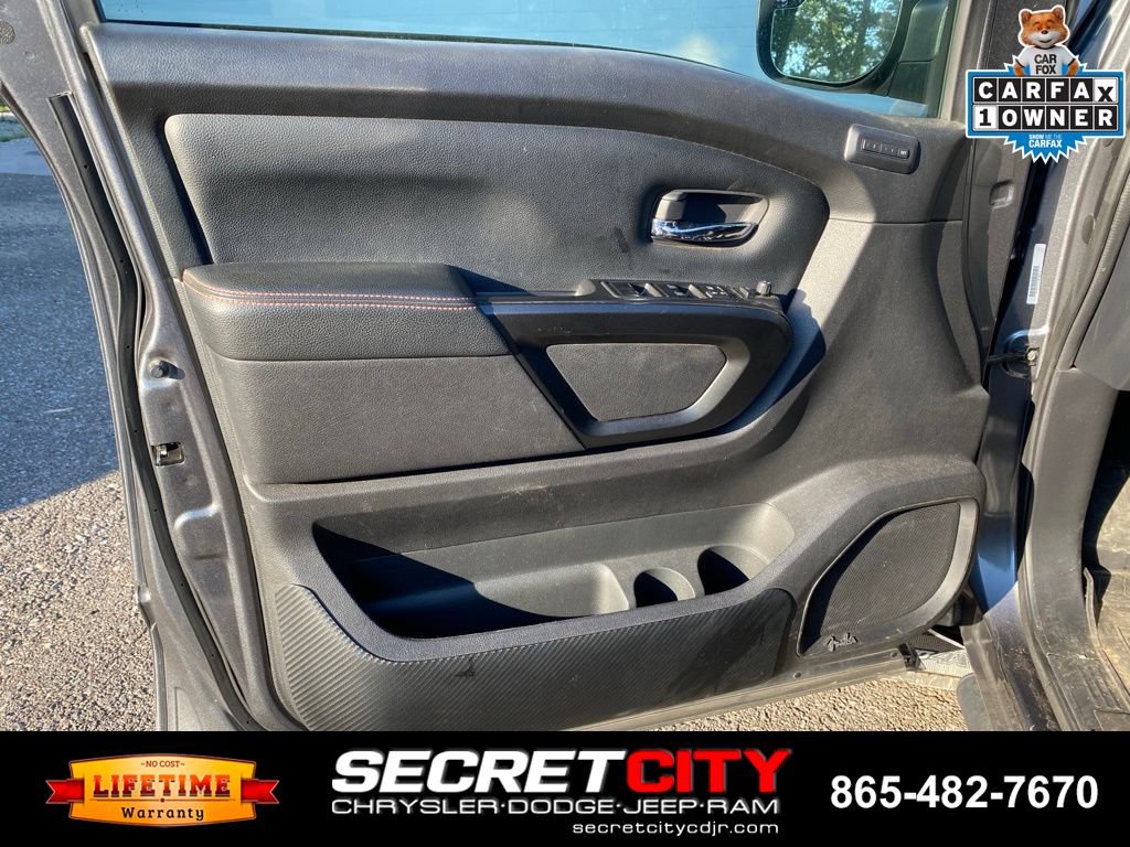 Used 2023 Nissan Titan PRO-4X w/ Pro-4x Convenience Package AWD/4WD image 13