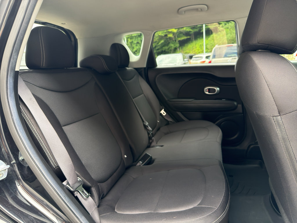 Used 2017 Kia Soul FWD image 18