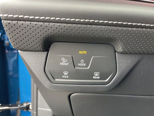 New 2025 Volkswagen Atlas Cross Sport SEL Premium R-Line image 20