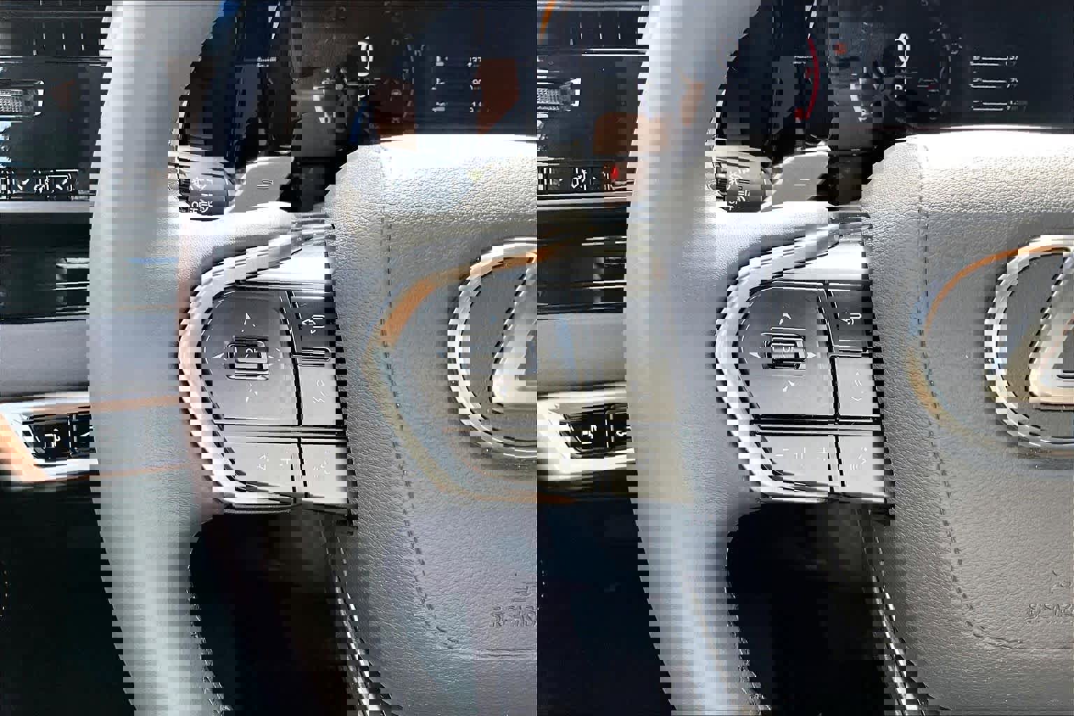 Used 2025 Lexus RX 350 FWD w/ Technology Package image 22