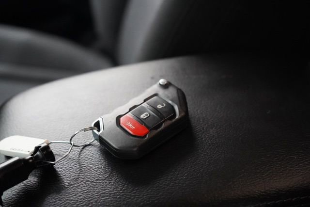 Used 2022 Jeep Wrangler Unlimited Sahara image 38