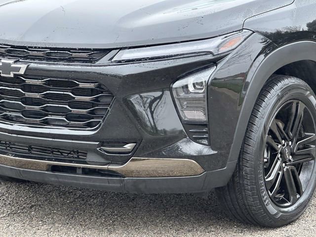 Used 2024 Chevrolet Trax ACTIV w/ Driver Confidence Package FWD image 12