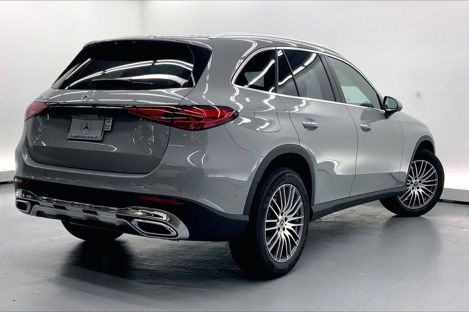 New 2027 Mercedes-Benz GLC 300 image 7