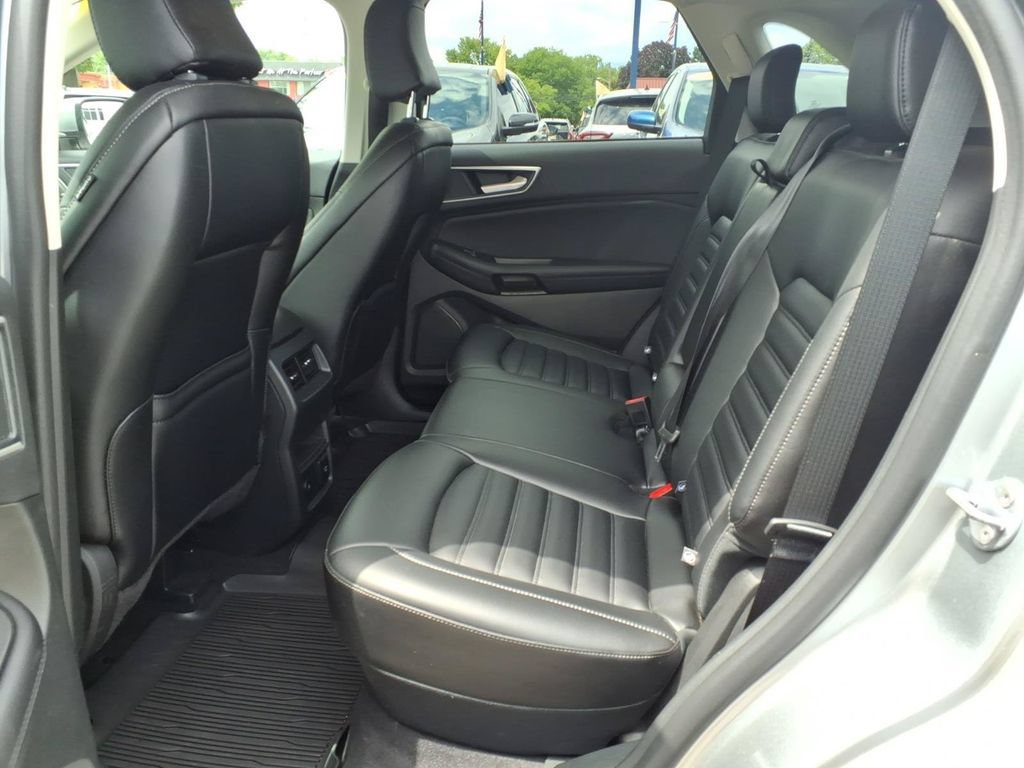Used 2024 Ford Edge SEL w/ Convenience Package AWD/4WD image 10