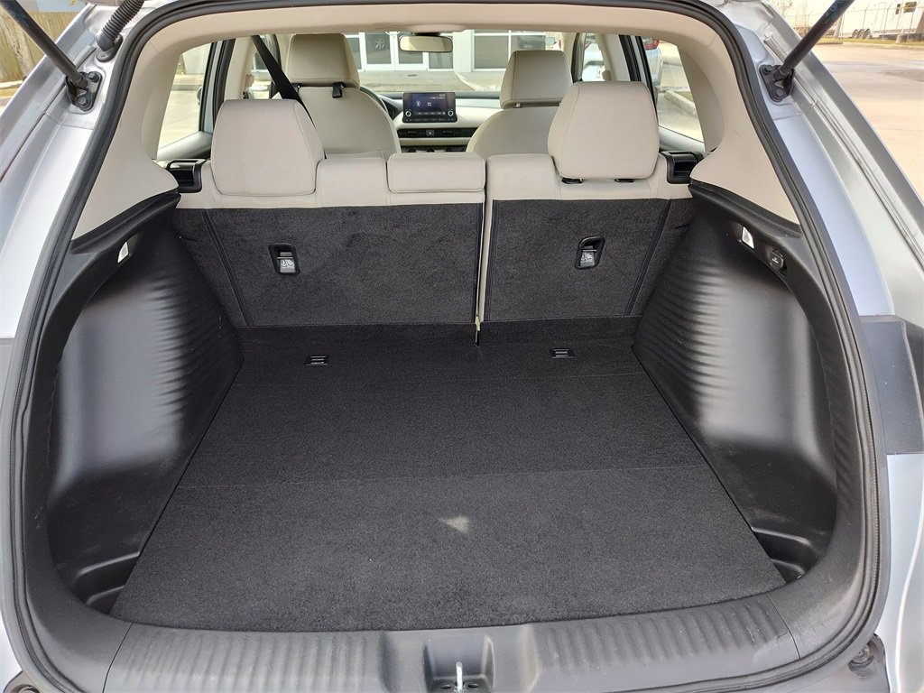 Used 2023 Honda HR-V LX image 8