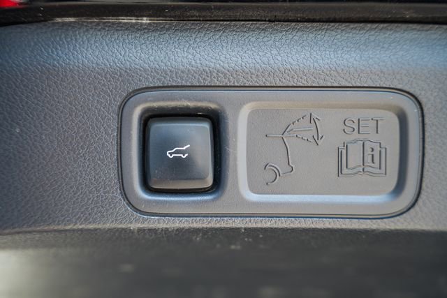 Used 2023 Ford Expedition XLT AWD/4WD image 15