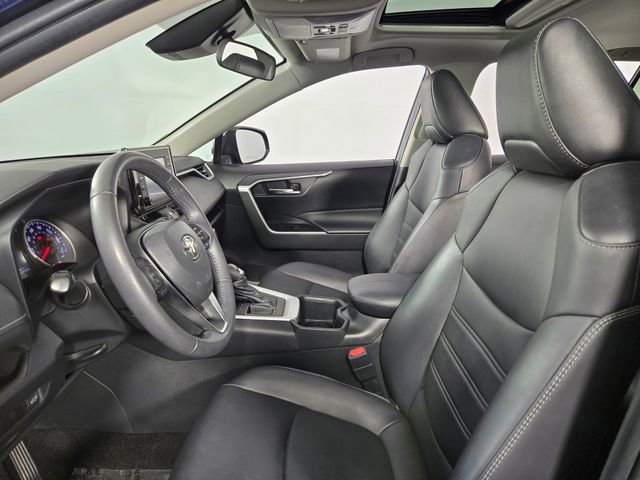 Used 2022 Toyota RAV4 XLE Premium FWD image 13