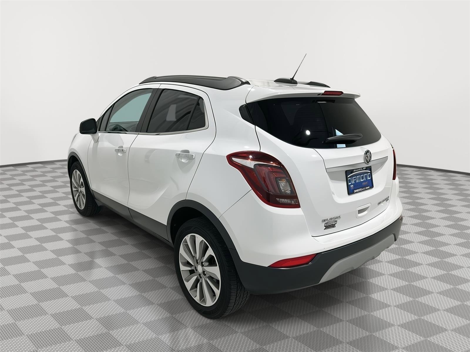 Used 2018 Buick Encore Preferred AWD/4WD image 3