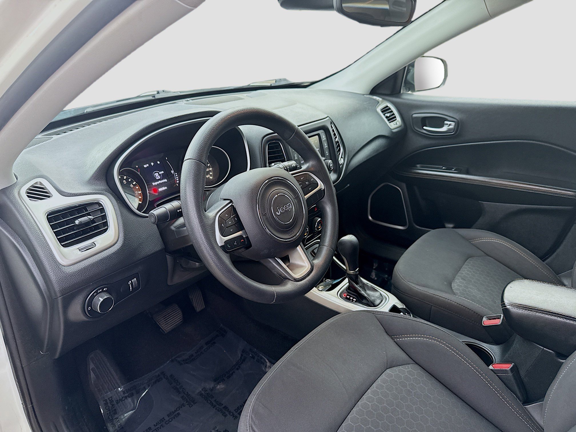 Used 2018 Jeep Compass Sport image 9