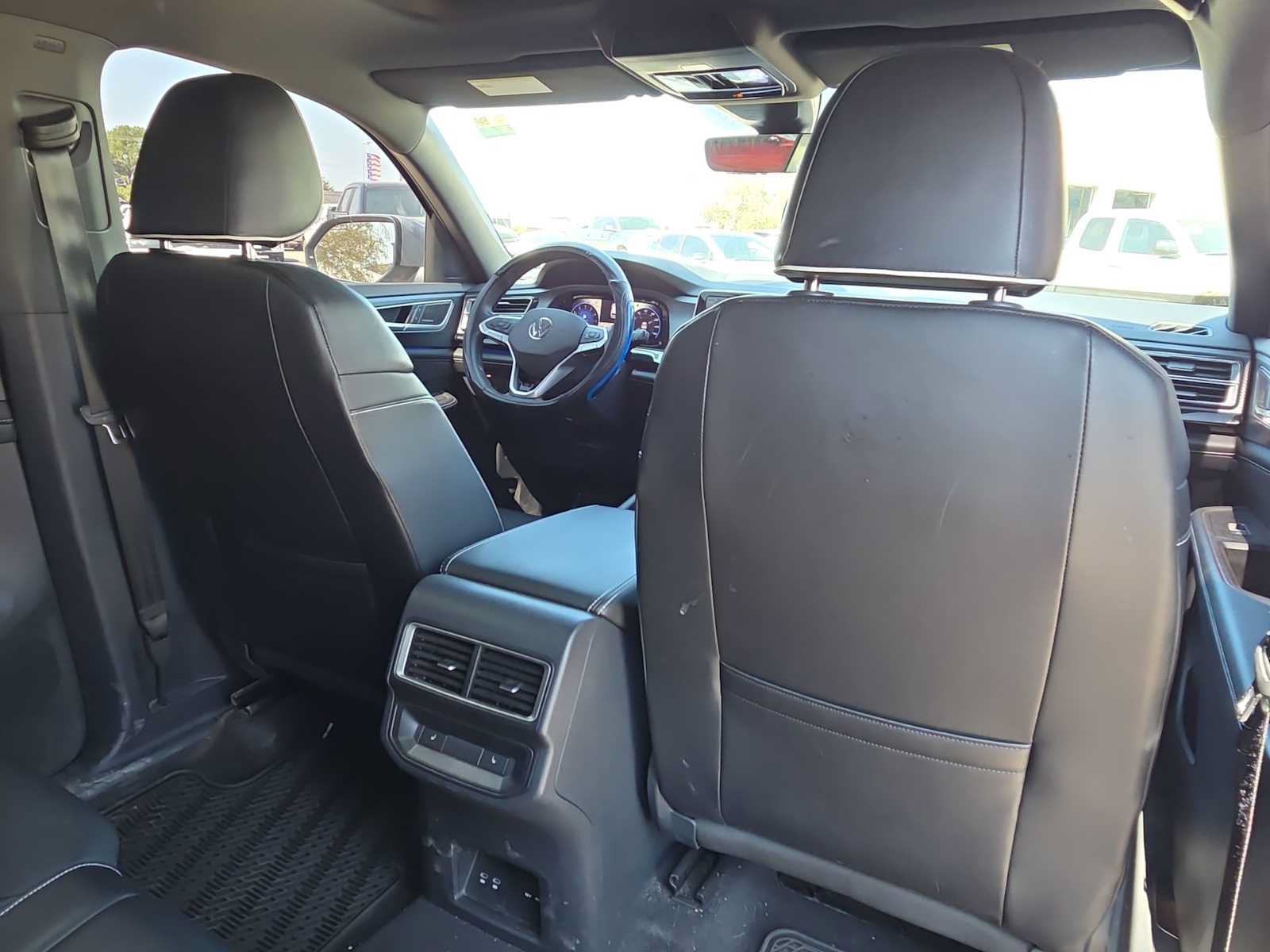 Used 2024 Volkswagen Atlas Cross Sport SEL Premium R-Line AWD/4WD image 16